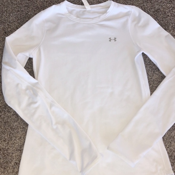Under Armour Tops - 🌸women’s underarmour long sleeve